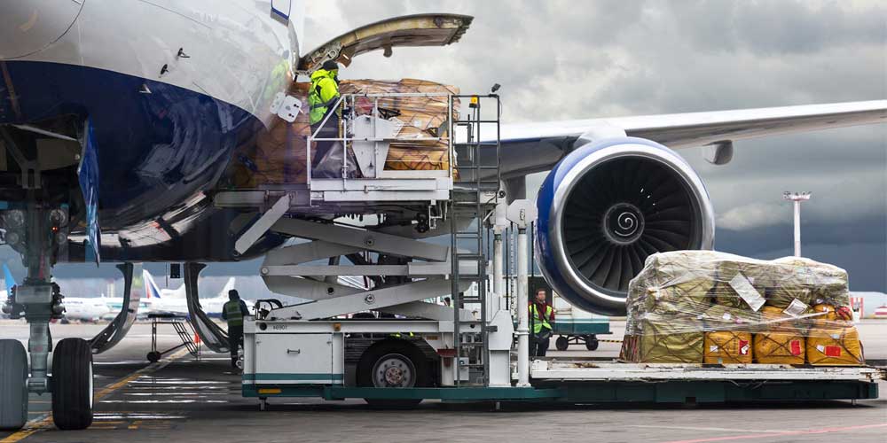 Cargo loading on aircraft