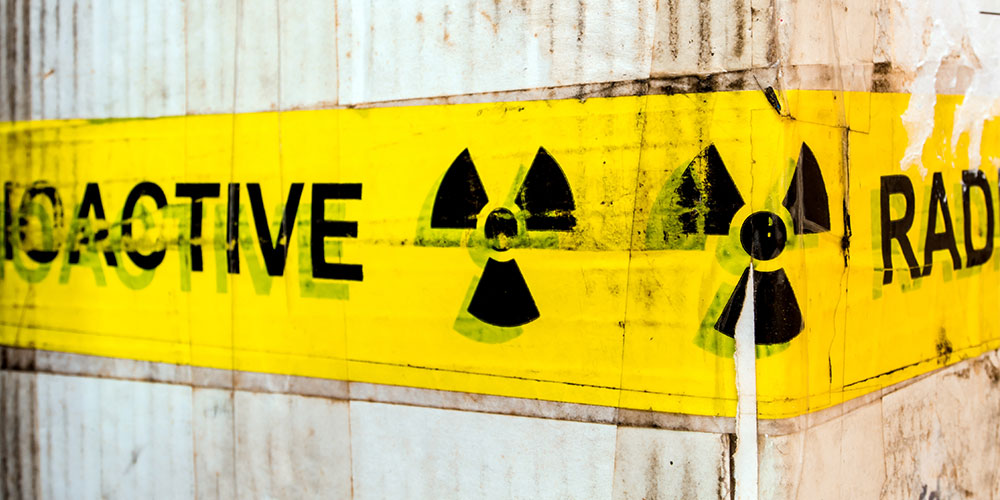 Radioactive material warning sign at the package